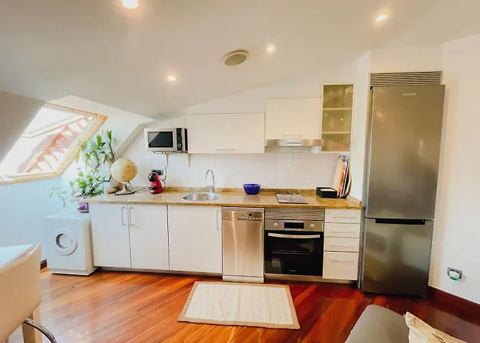 Apartamento Centro De Vigo, Garaje Y Vistas Ria